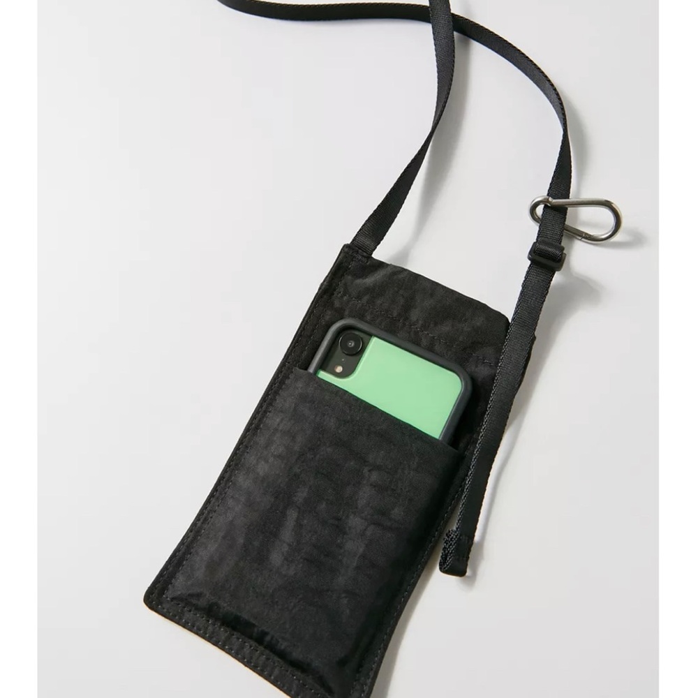 Baggu phone sling